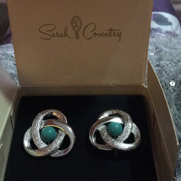 Sarah Coventry Jewelry - Sarah Coventry earrings